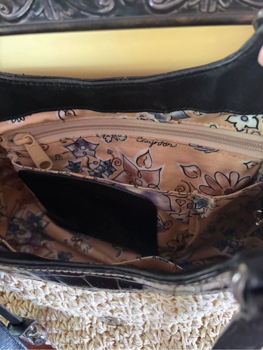 Brighton Straw Handbag with Black Croc-Leather Trim And Brighton Heart Charm - Picture 6 of 11